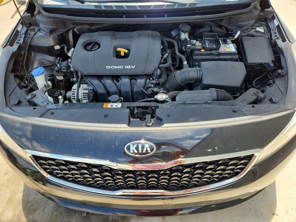 2017 KIA FORTE LX Base