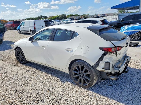 2019 MAZDA 3