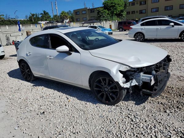 2019 MAZDA 3