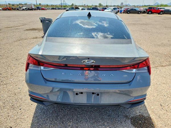 2021 HYUNDAI ELANTRA
