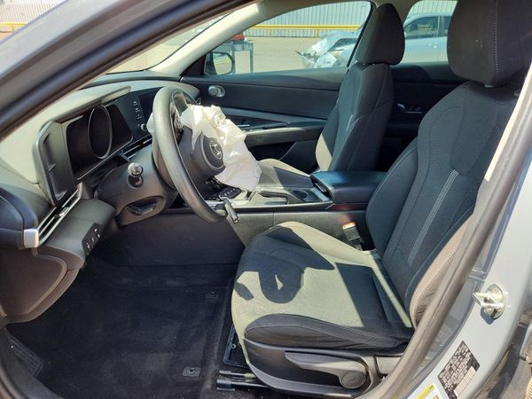2021 HYUNDAI ELANTRA