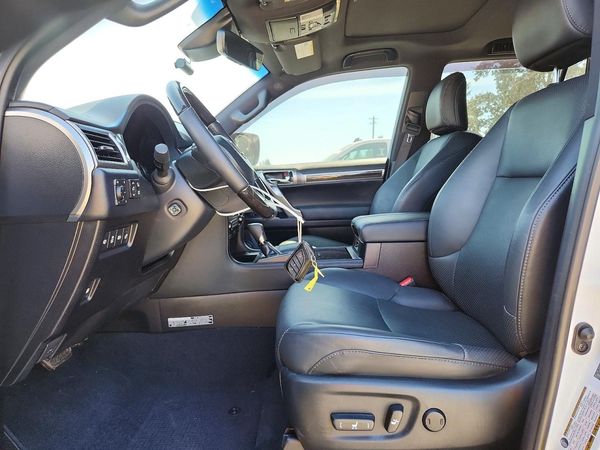2023 LEXUS GX