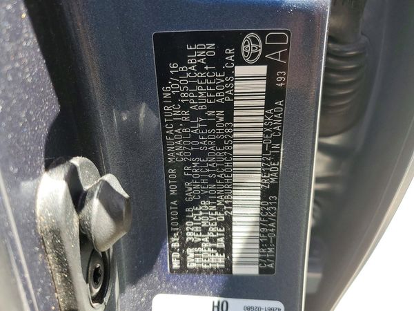 2017 TOYOTA COROLLA