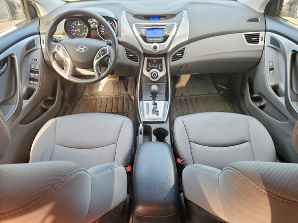 2012 HYUNDAI ELANTRA GLS(Middle grade)