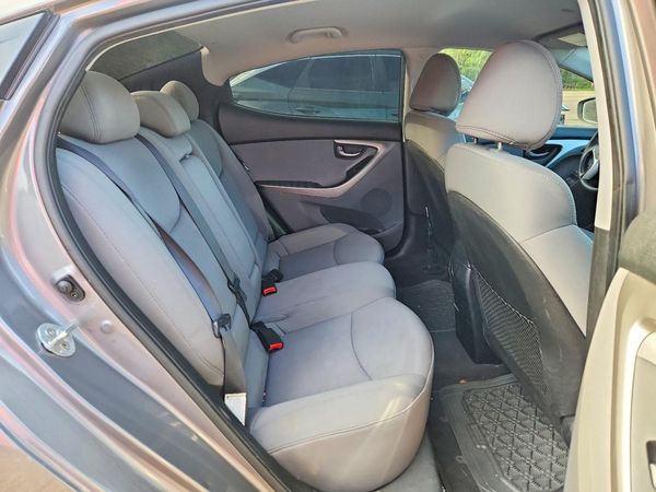 2012 HYUNDAI ELANTRA GLS(Middle grade)