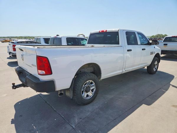 2018 RAM 2500 ST CREW CAB 4X4