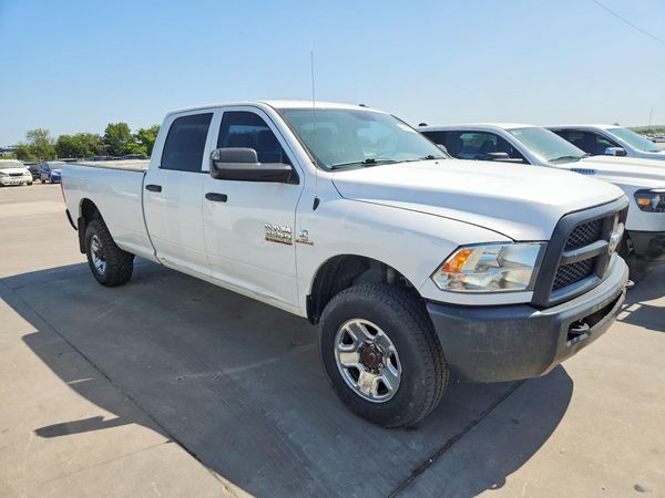 2018 RAM 2500 ST CREW CAB 4X4