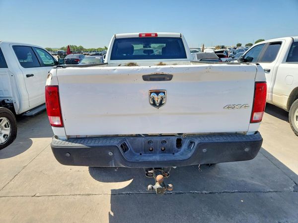2018 RAM 2500 ST CREW CAB 4X4