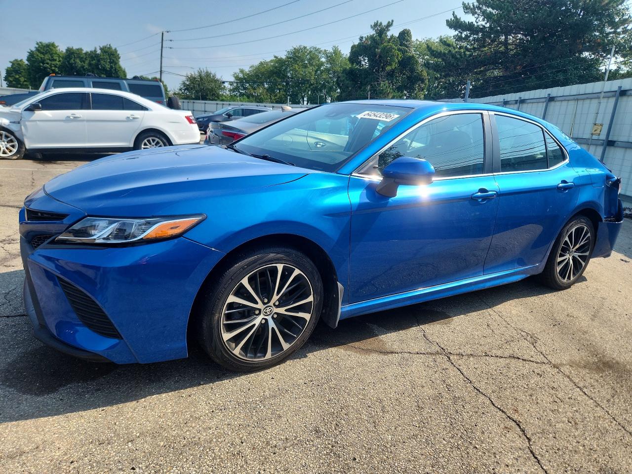 2020 TOYOTA CAMRY SE