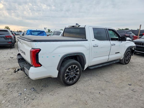2024 TOYOTA TUNDRA