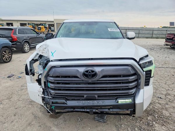 2024 TOYOTA TUNDRA