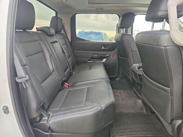 2024 TOYOTA TUNDRA
