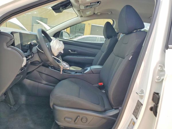 2026 HYUNDAI TUCSON SEL, SEL Plus