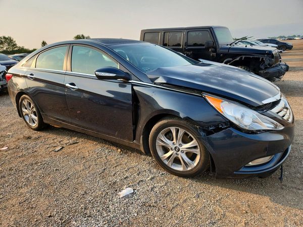 2013 HYUNDAI SONATA