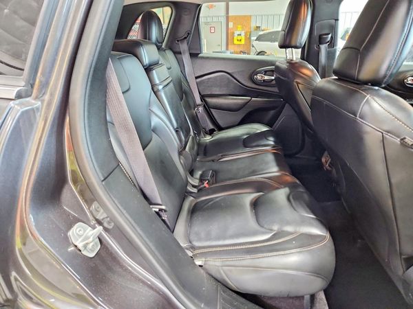 2017 JEEP CHEROKEE LIMITED 4X4