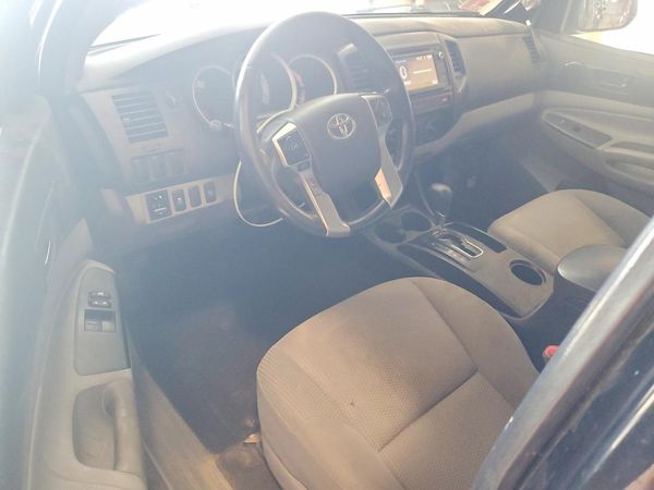 2015 TOYOTA TACOMA Delux Grade