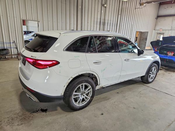 2023 MERCEDES-BENZ GLC GLC300 4MATIC