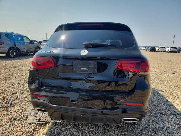 2021 MERCEDES-BENZ GLC GLC300