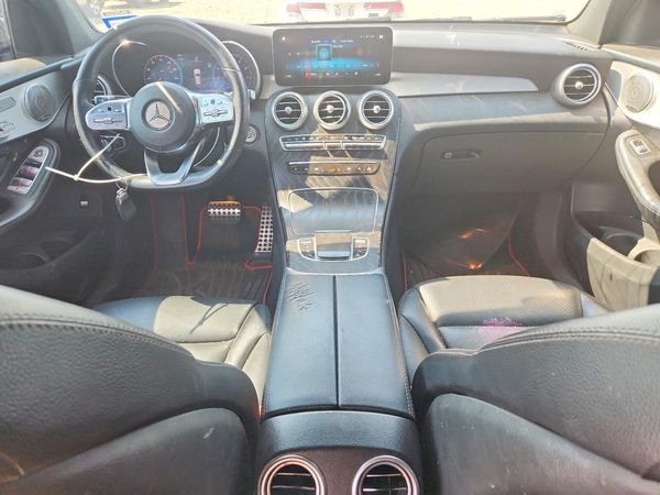 2021 MERCEDES-BENZ GLC GLC300