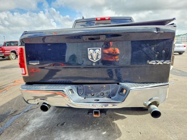 2016 RAM 1500 Laramie