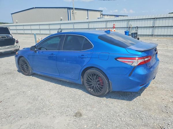 2019 TOYOTA CAMRY