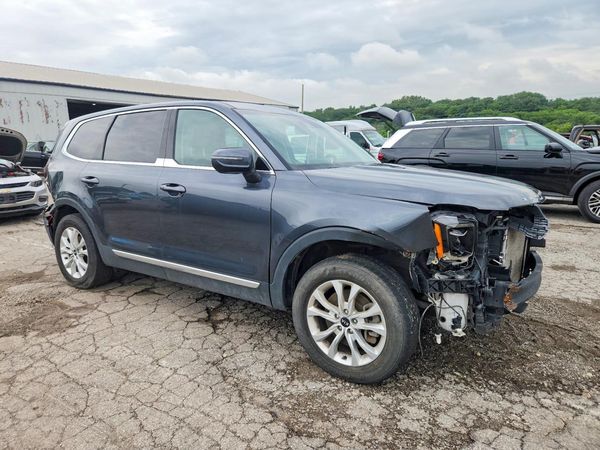 2020 KIA TELLURIDE LX — Passenger 3/4