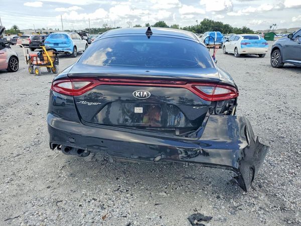 2019 KIA STINGER