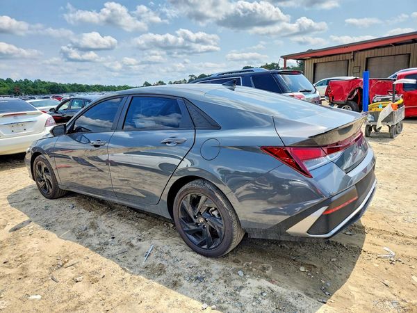 2026 HYUNDAI ELANTRA