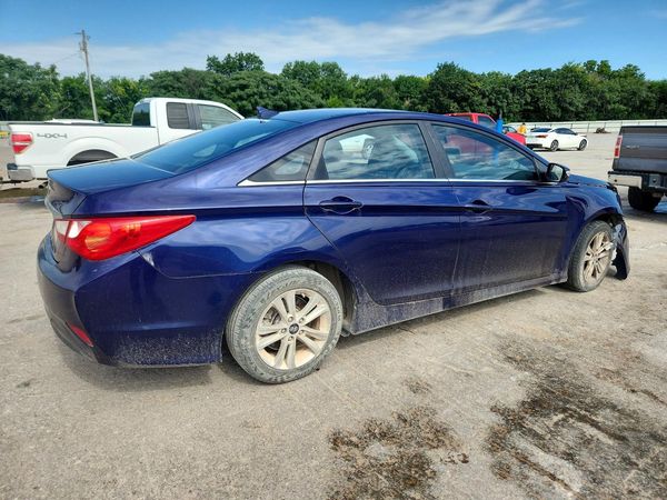 2014 HYUNDAI SONATA