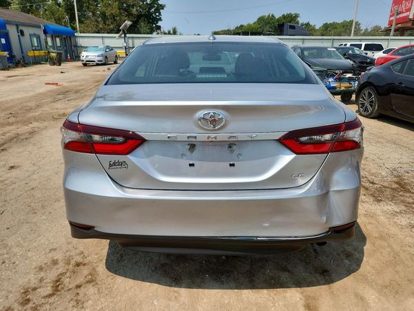 2022 TOYOTA CAMRY LE — DIRR