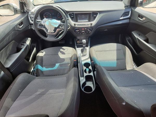 2019 HYUNDAI ACCENT SE and SEL