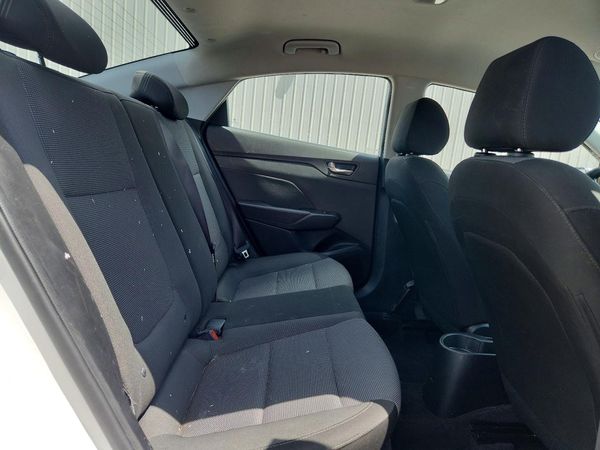 2019 HYUNDAI ACCENT SE and SEL