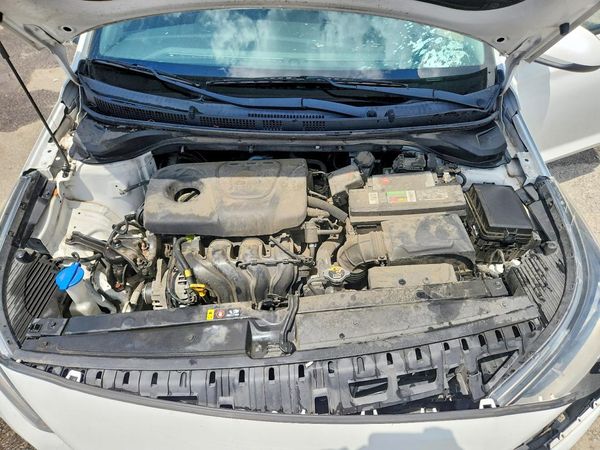 2019 HYUNDAI ACCENT SE and SEL