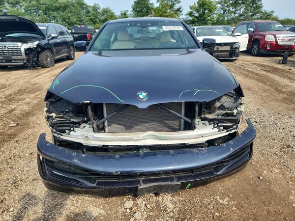 2018 BMW 530XE