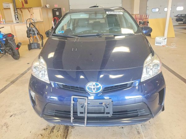2015 TOYOTA PRIUS