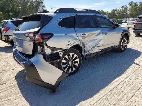 2025 SUBARU OUTBACK Limited