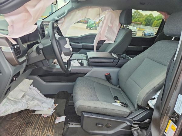 2024 FORD F150