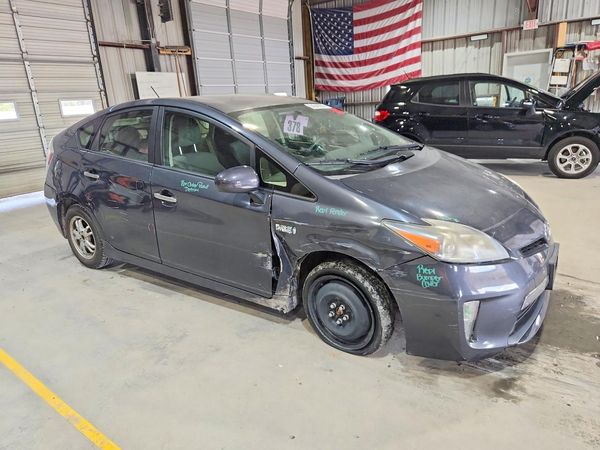 2013 TOYOTA PRIUS