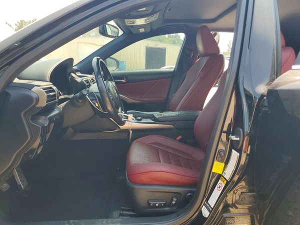 2016 LEXUS IS