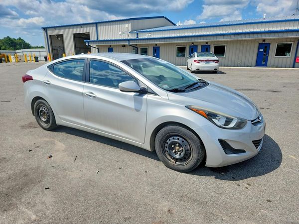2016 HYUNDAI ELANTRA