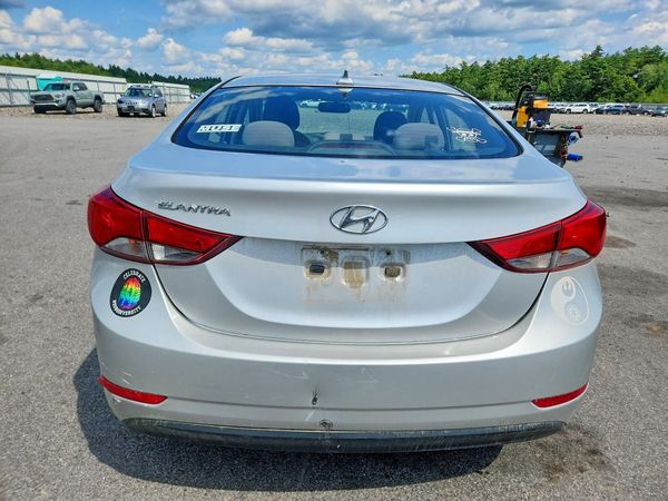 2016 HYUNDAI ELANTRA