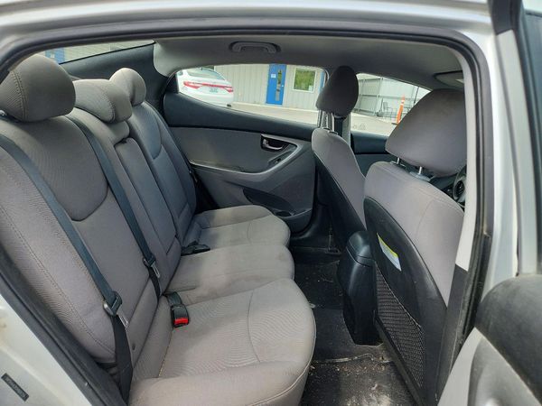 2016 HYUNDAI ELANTRA