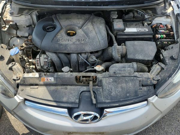 2016 HYUNDAI ELANTRA