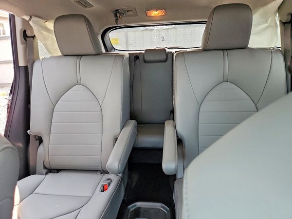 2020 TOYOTA HIGHLANDER