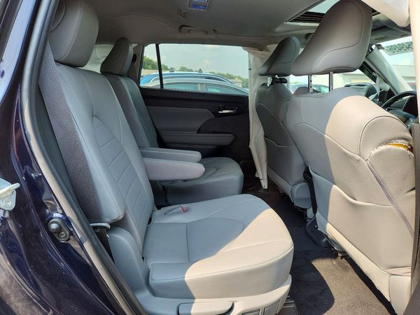2020 TOYOTA HIGHLANDER