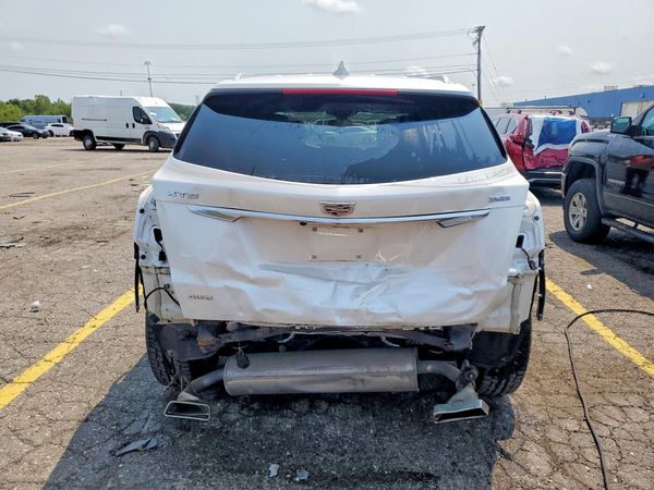 2018 CADILLAC XT5 Luxury