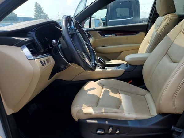 2018 CADILLAC XT5 Luxury