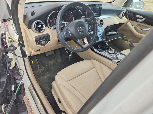 2019 MERCEDES-BENZ GLC GLC 300-4M