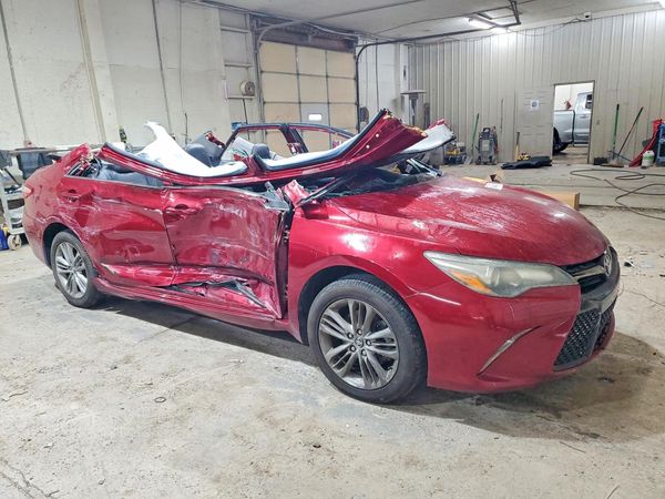 2015 TOYOTA CAMRY