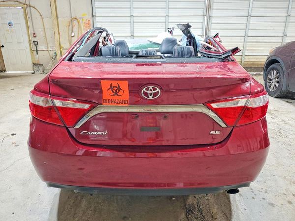 2015 TOYOTA CAMRY
